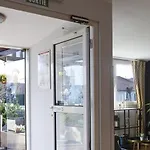 Hotel Lumiere