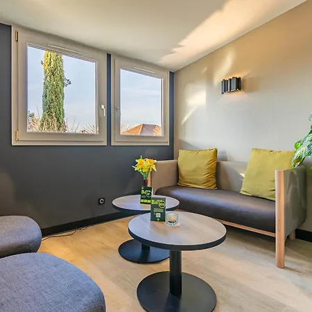 Hotel Lumiere 2*