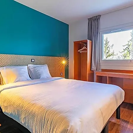 Hotel Lumiere 2*